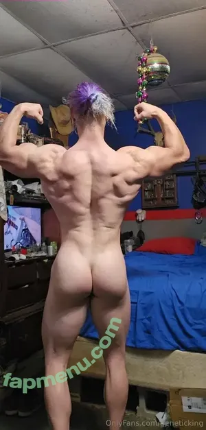  nude photo #0004
