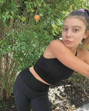 Genevieve Hannelius / ghannelius nude photo #0008