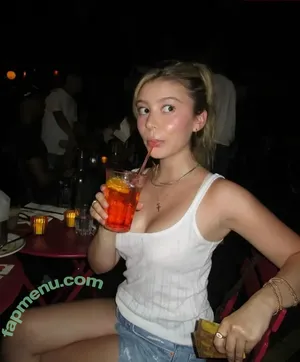 Genevieve Hannelius / ghannelius nude photo #0341