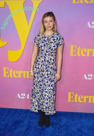 Genevieve Hannelius / ghannelius nude photo #0473