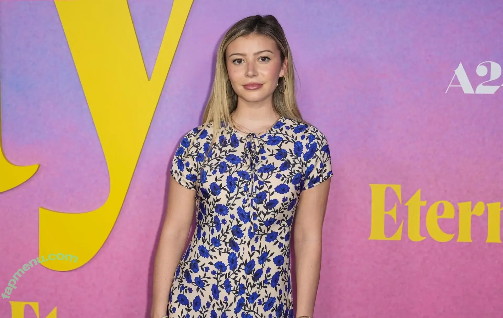 Genevieve Hannelius nude photo #0475 (ghannelius)