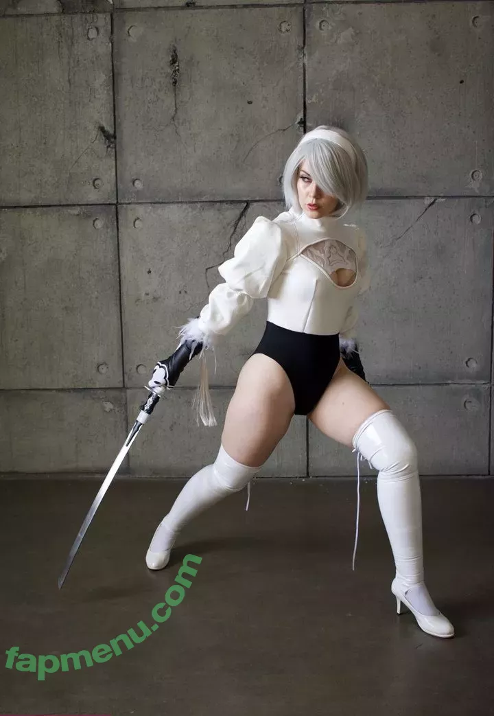 Genevieve Marie nude photo #0003 (GenevieveMarie / GenevieveNylen / genevievemariecosplay)