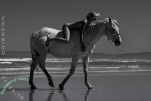 Genevieve Morton / genevievemorton / watch.genevieve nude photo #0740