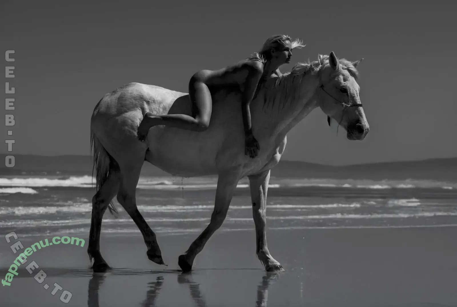 Genevieve Morton nude photo #0740 (genevievemorton / watch.genevieve)