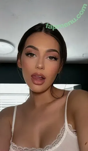  nude photo #0009