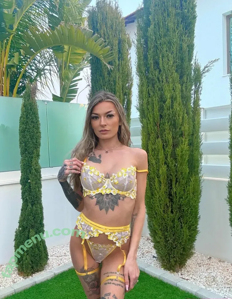 Georgia Mae nude photo #0092 (georgia.mae / iamgeorgiamae)
