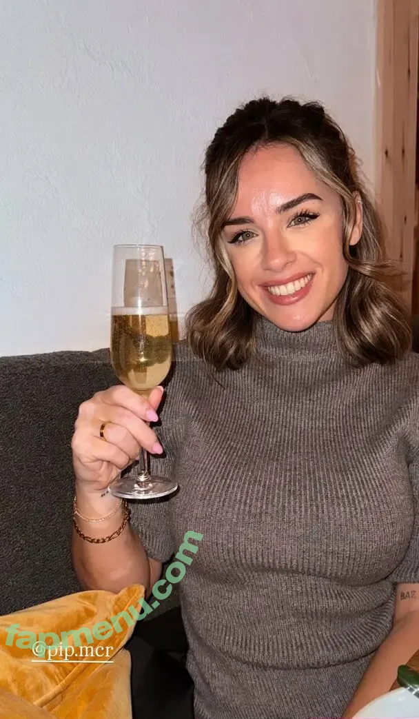 Georgia May Foote nude photo #0751 (georgiafoote / georgiamay112)