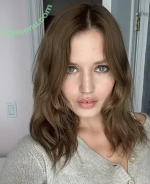 nude photo #0027