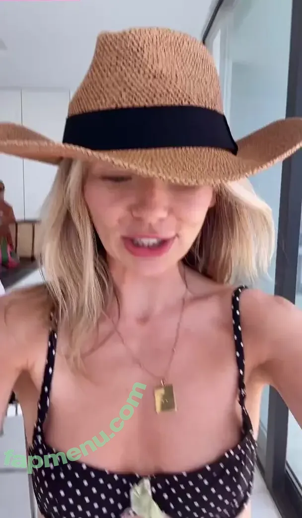 Georgia Toffolo nude photo #0546 (Toff / georgiatoffolo)