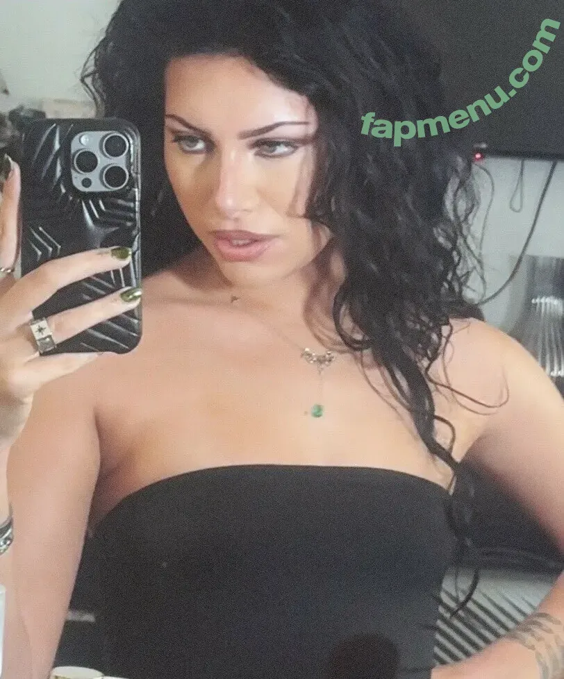 Georgia Twinn nude photo #0032 (georgialeetwinn)