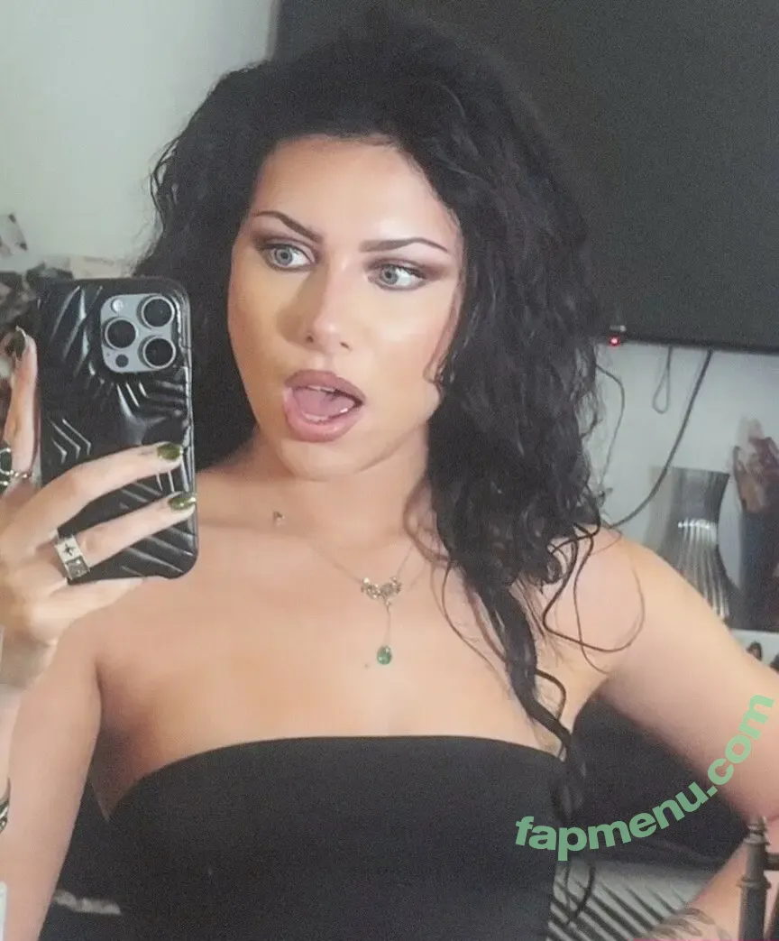 Georgia Twinn nude photo #0033 (georgialeetwinn)