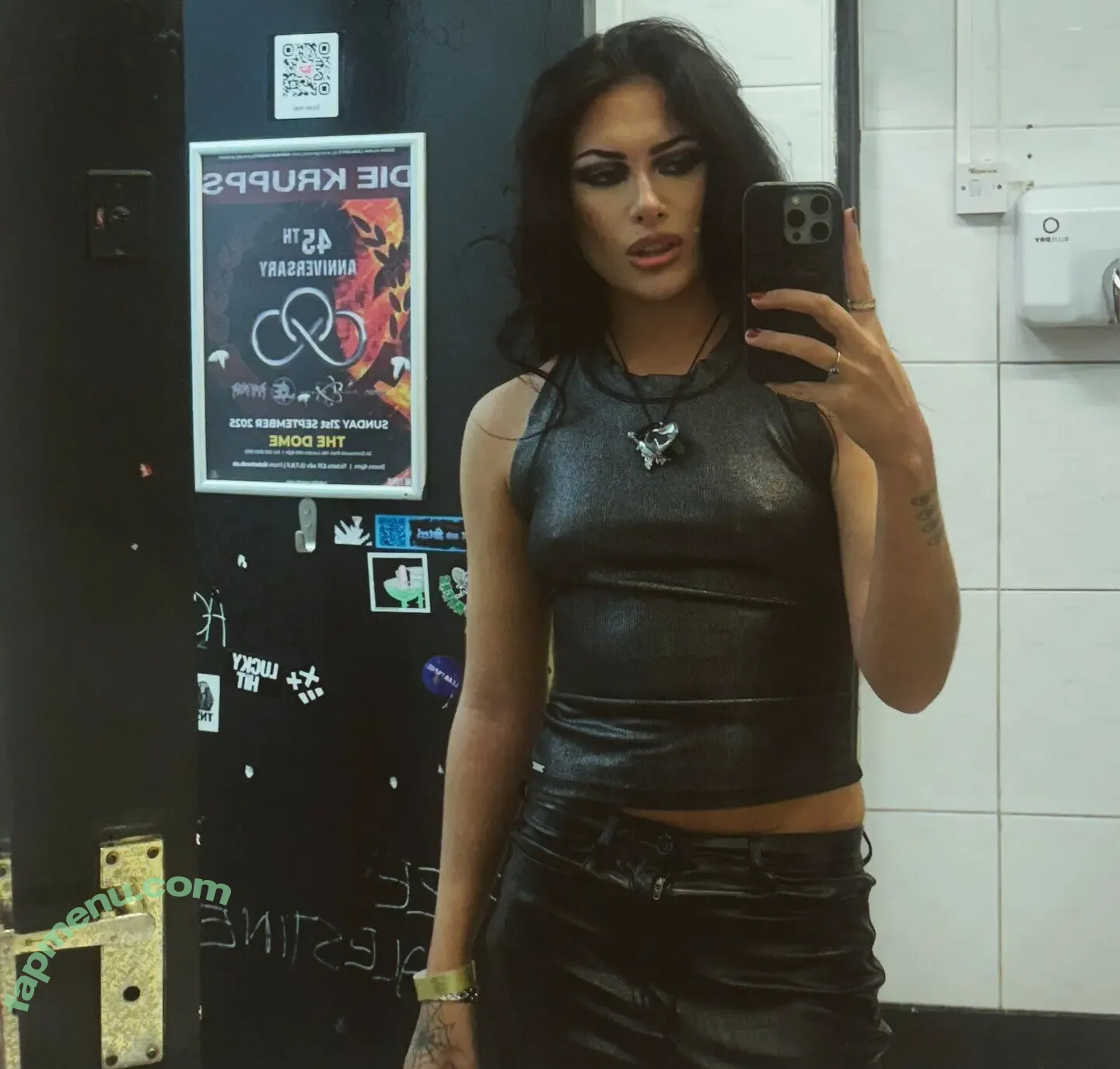 Georgia Twinn nude photo #0041 (georgialeetwinn)