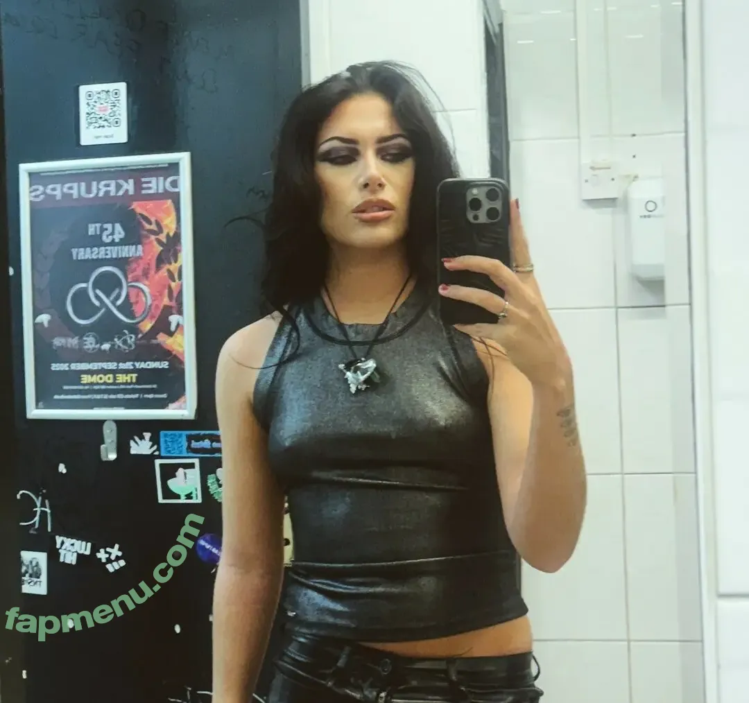 Georgia Twinn nude photo #0043 (georgialeetwinn)