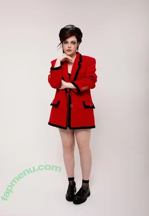 Georgie Henley / georgiehenley nude photo #0024