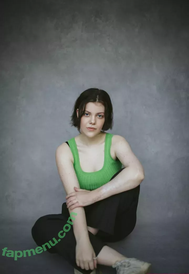 Georgie Henley nude photo #0002 (Georgie Henley)