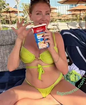  nude photo #0009