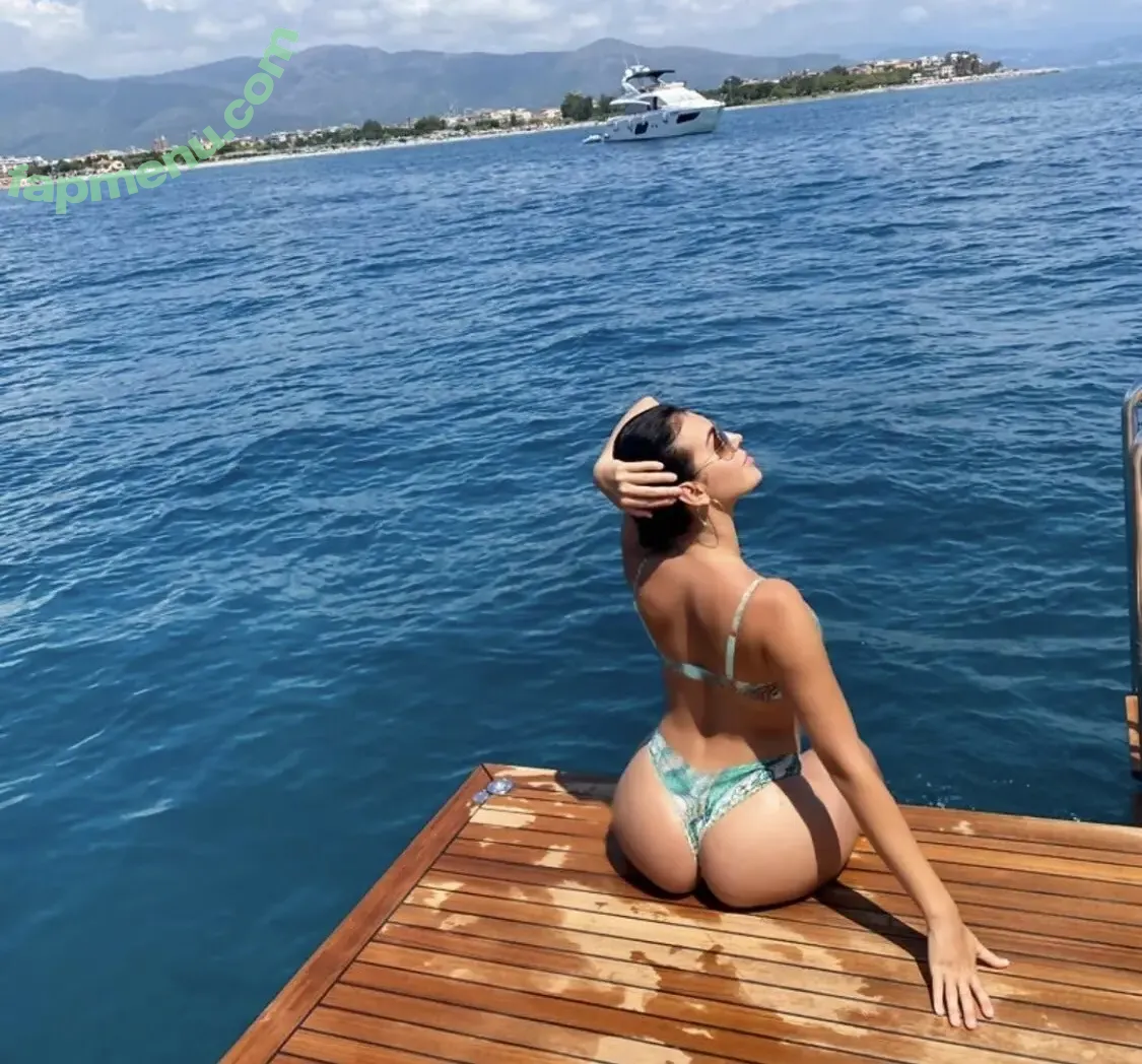 Georgina Rodriguez Hernández nude photo #0030 (georginagio)