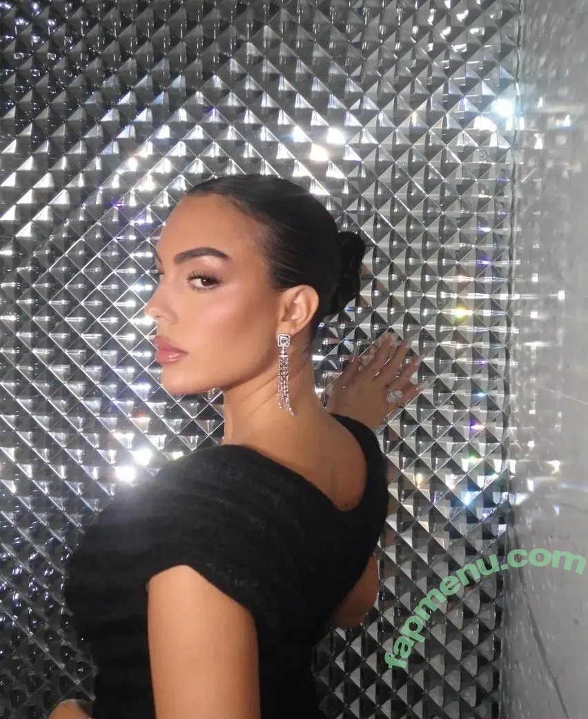 Georgina Rodriguez nude photo #0235 (georginagio)