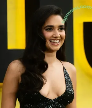 Geraldine Viswanathan / yoyogeraldine nude photo #0112
