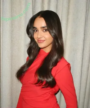 Geraldine Viswanathan / yoyogeraldine nude photo #0125