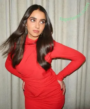 Geraldine Viswanathan / yoyogeraldine nude photo #0126