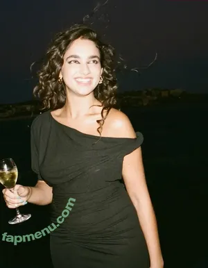 Geraldine Viswanathan / yoyogeraldine nude photo #0293