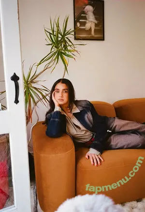 Geraldine Viswanathan / Indian / yoyogeraldine nude photo #0318