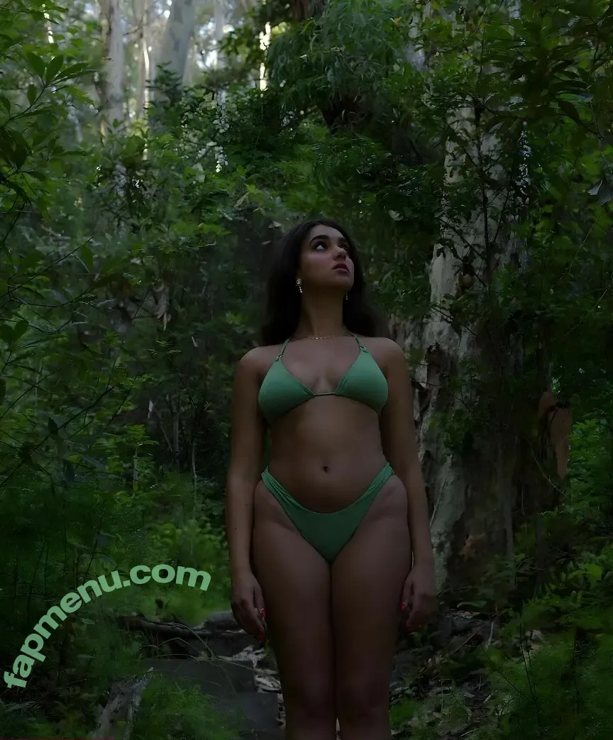 Geraldine Viswanathan nude photo #0272 (yoyogeraldine)