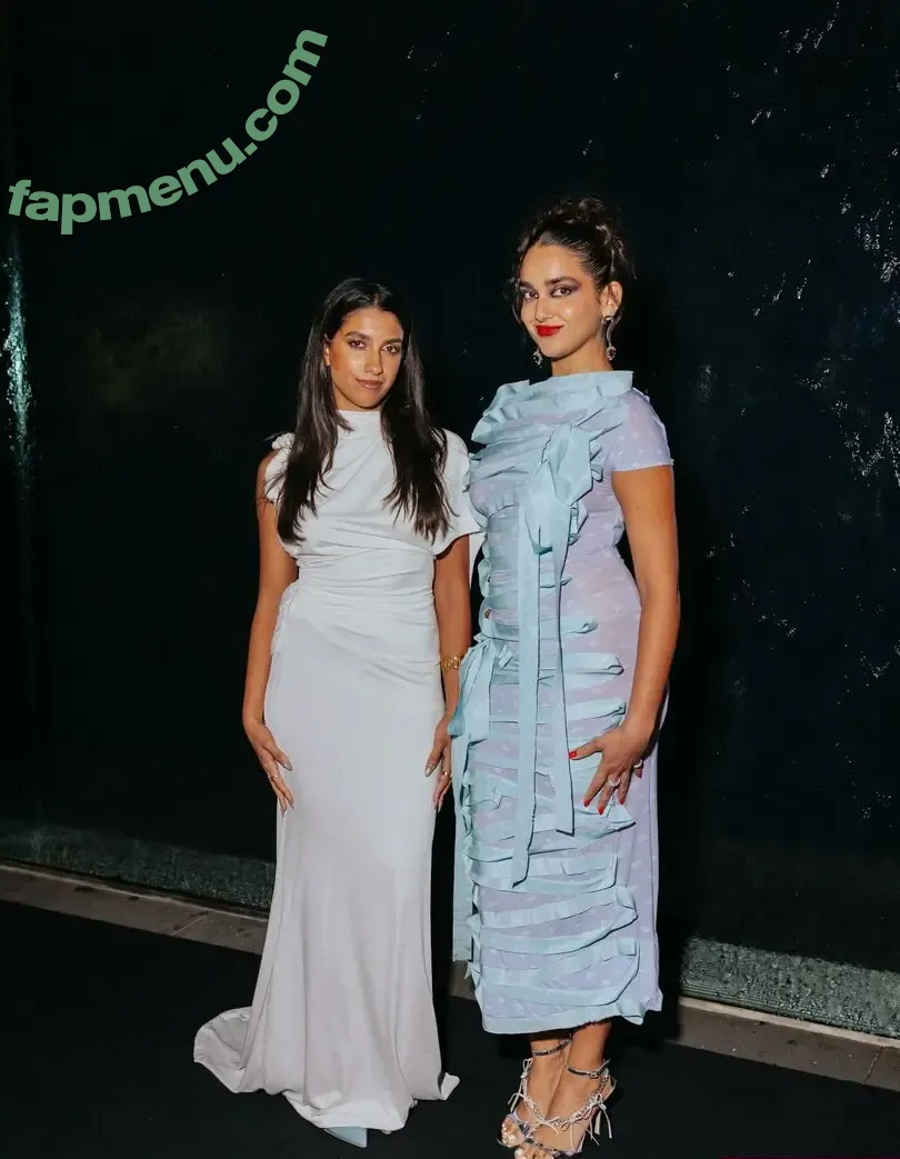 Geraldine Viswanathan nude photo #0298 (Indian / yoyogeraldine)