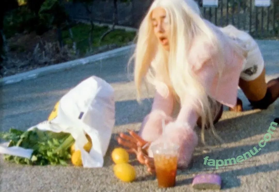 Geraldine Viswanathan nude photo #0314 (Indian / yoyogeraldine)