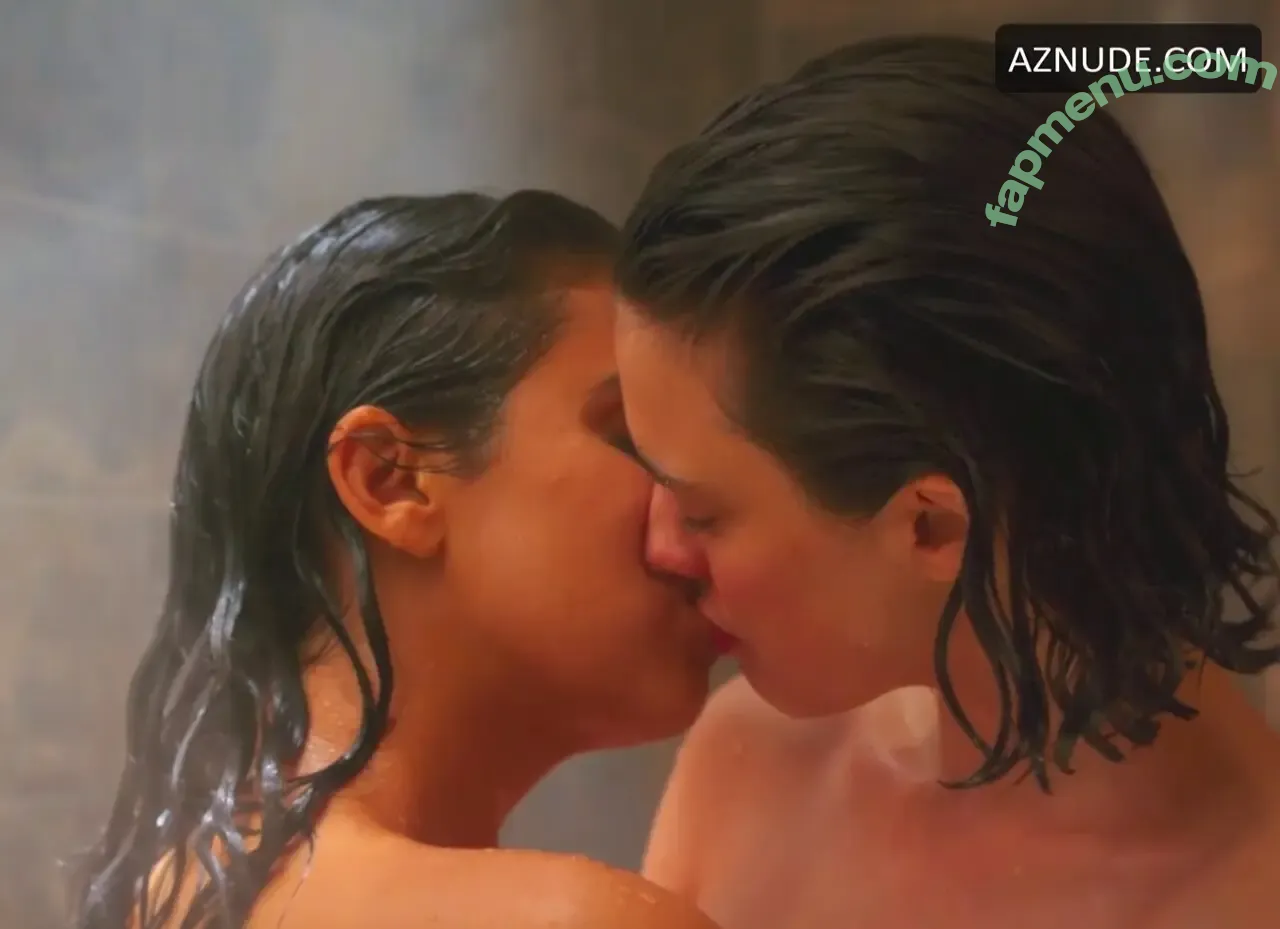 Geraldine Viswanathan nude photo #0329 (Indian / yoyogeraldine)