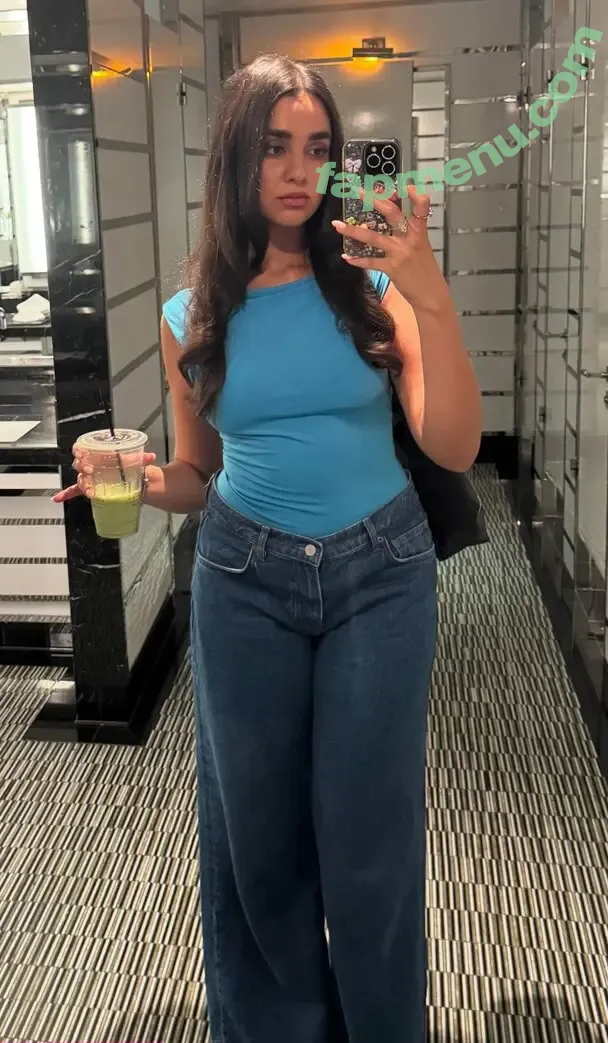 Geraldine Viswanathan nude photo #0335 (Indian / yoyogeraldine)