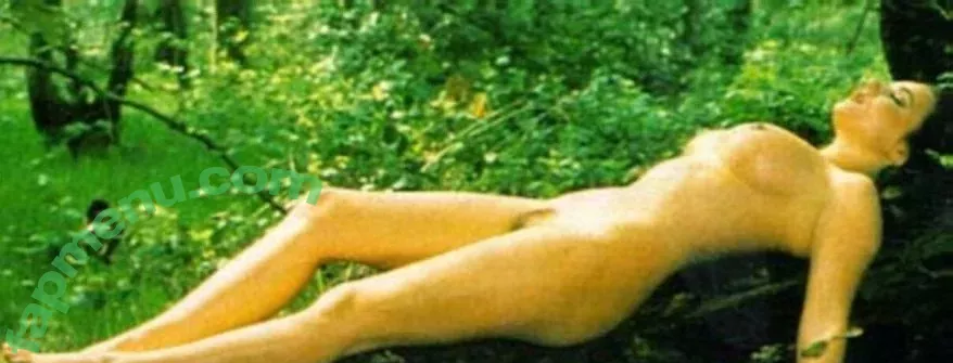 Geri Halliwell nude photo #0124 (GeriHalliwell / therealgerihalliwell)