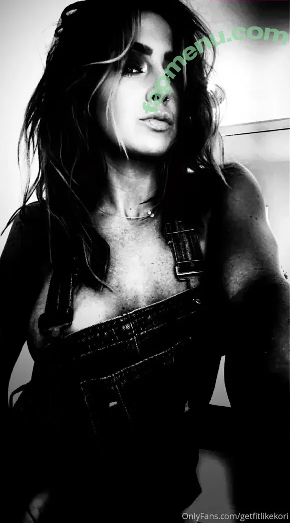 getfitlikekori nude photo #0049 (the_realkori)