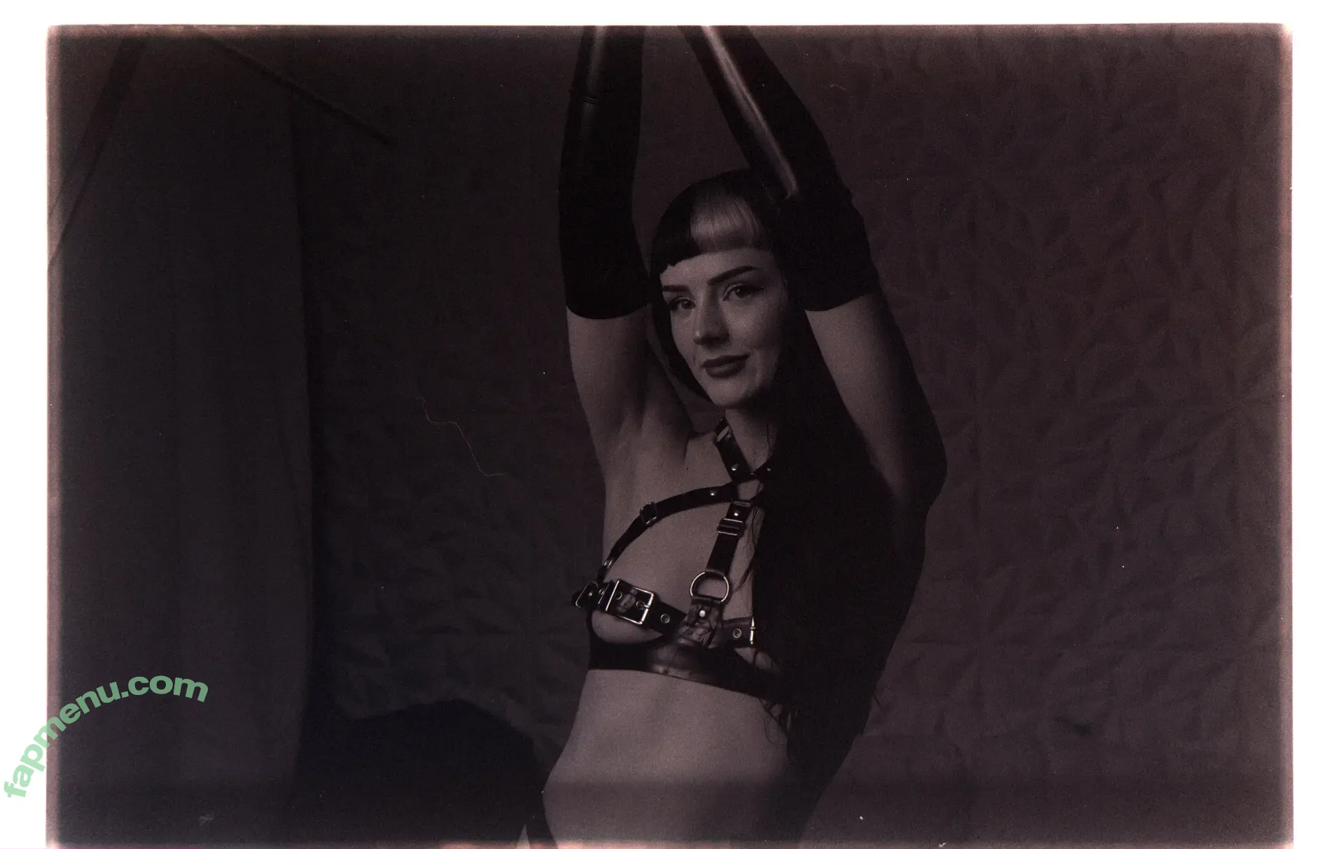 gethleys_glour nude photo #0005 (gethleys_glour)