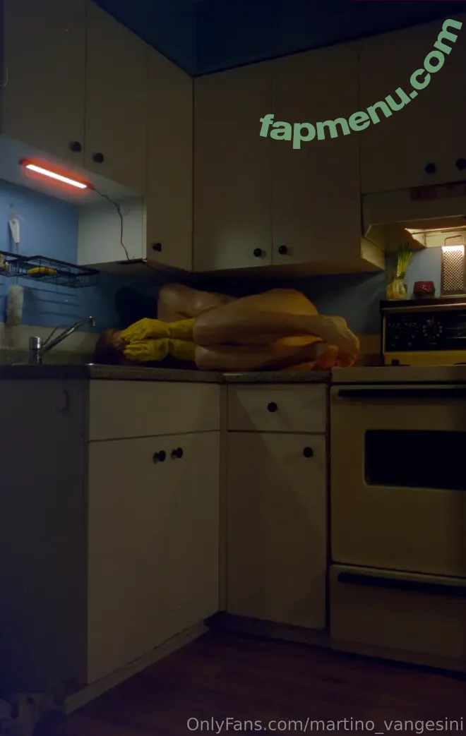 gethleys_glour nude photo #0011 (gethleys_glour)