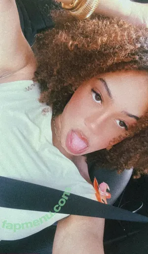  nude photo #0003