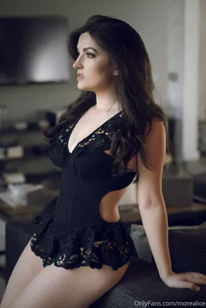 gfe-alice / aliceabdelaziz / morealice nude photo #0400