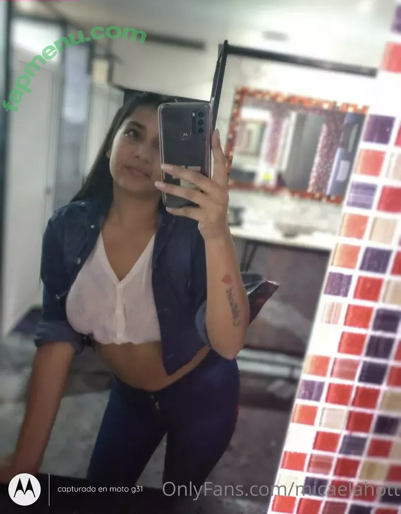 gggloria nude photo #0060 (gggloria__)