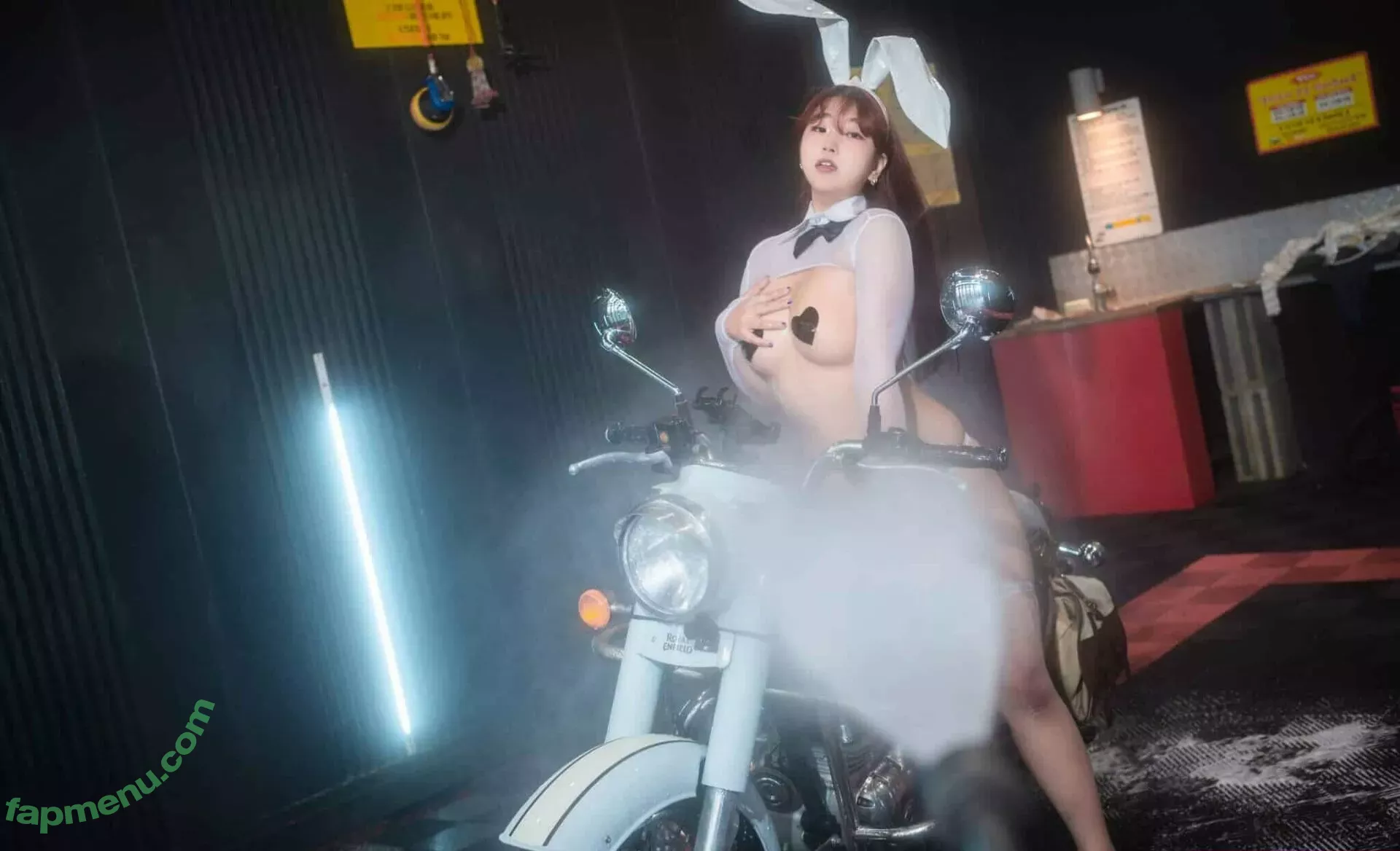 Ggubbu nude photo #1035 (ggu.bbu)