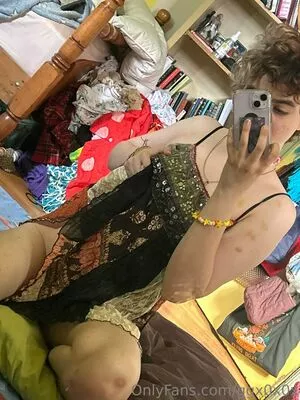 ggx0x0x / gigiwhitetara nude photo #0015