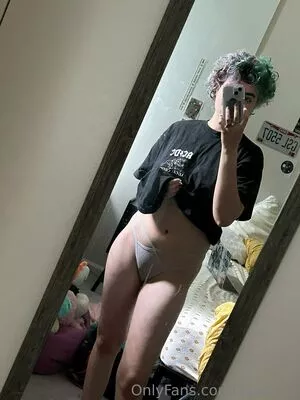 ggx0x0x / gigiwhitetara nude photo #0027