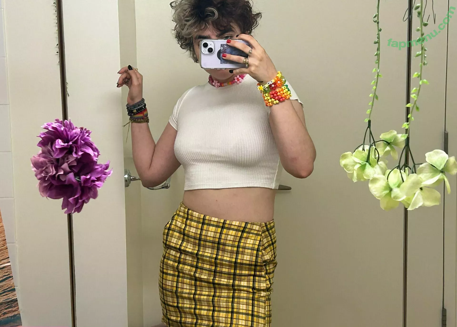 ggx0x0x nude photo #0032 (gigiwhitetara)