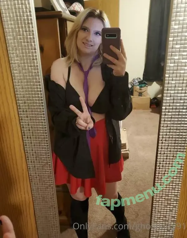 ghostkitty91 nude photo #0004 (kittycowell)