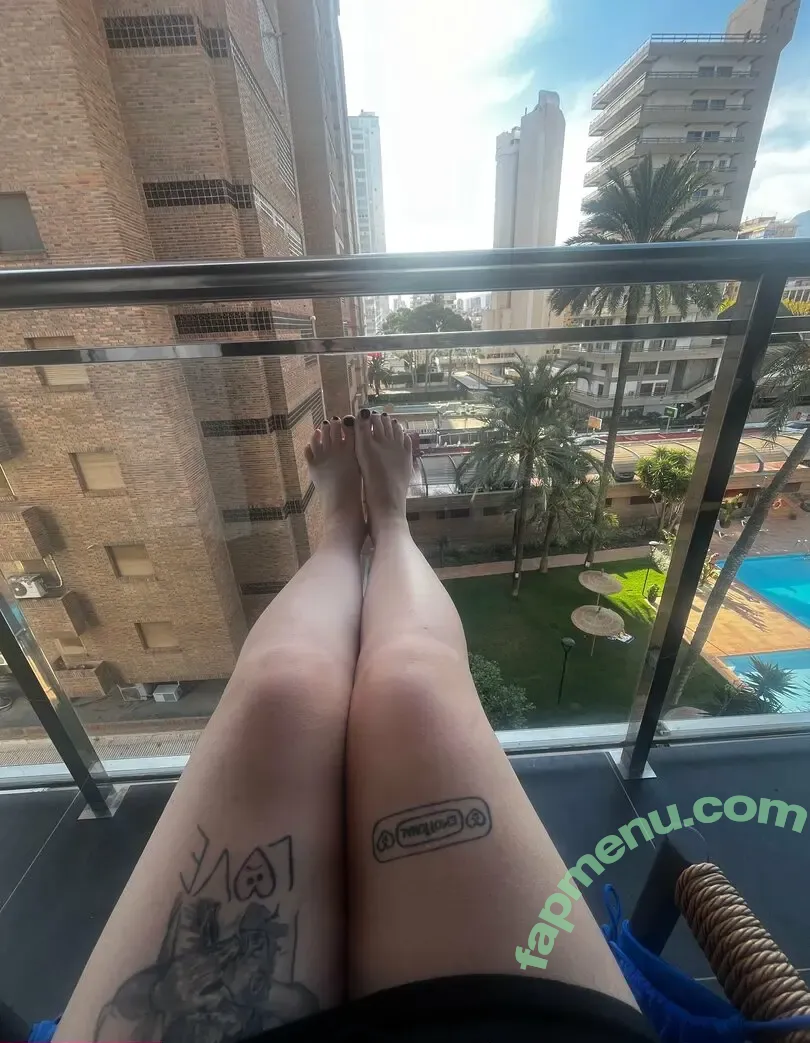 ghostzgirl nude photo #0059 (ghostzgirl)