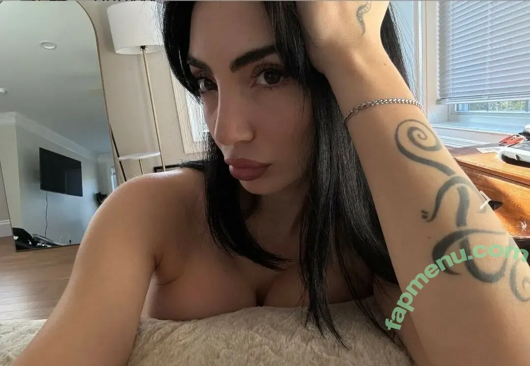 Gia Isabella nude photo #0016 (thesmuttymystic)