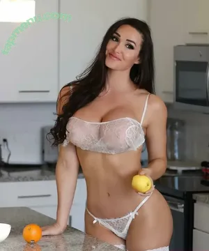  nude photo #0001