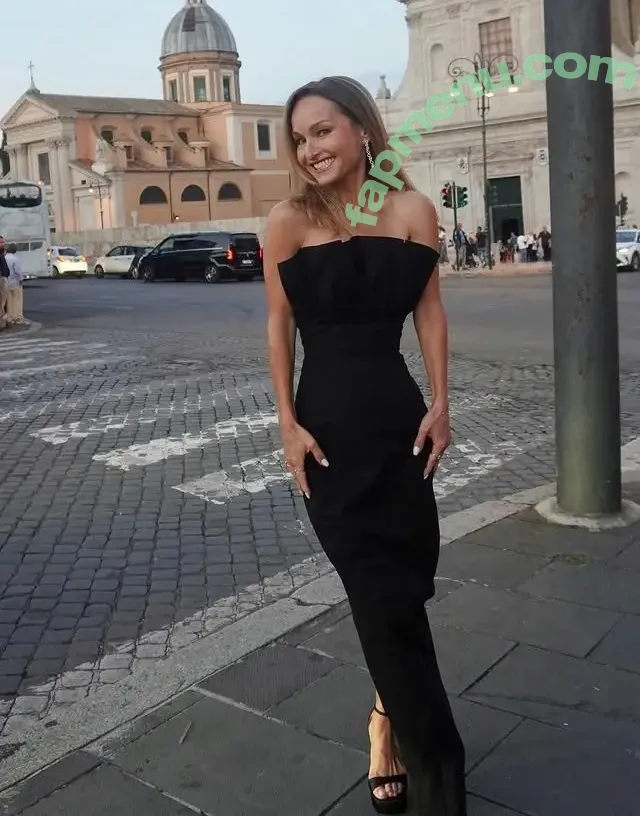 Giada De Laurentiis nude photo #0213 (giadadelaurentiis)