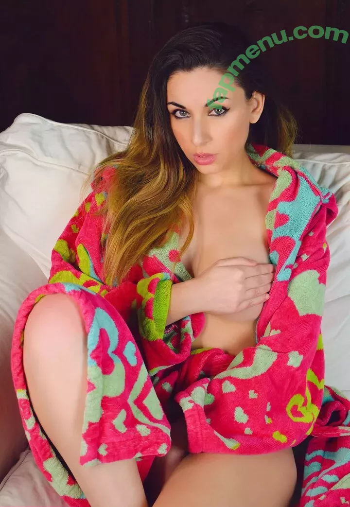 Giada Robin nude photo #1921 (giadarobin)