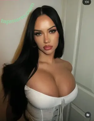 Giafllame nude photo #0012